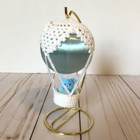 Handmade Crochet Hot Air Balloon Ornament - Picture 1 of 3